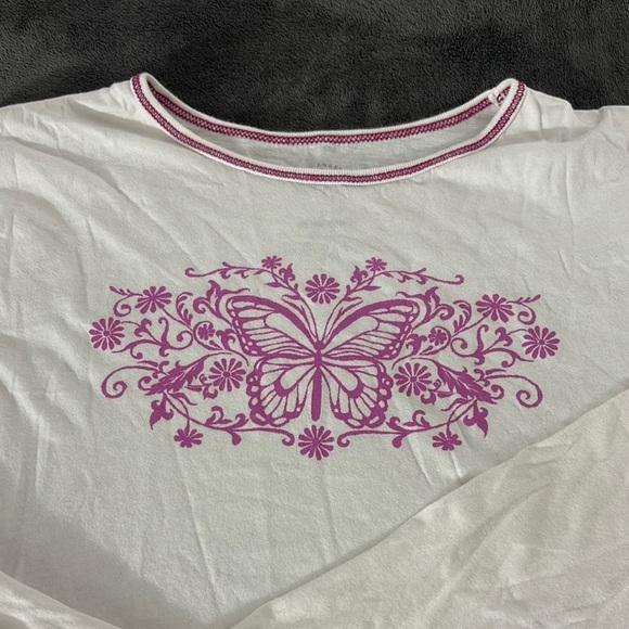 White Long Sleeve Top with Purple Butterfly Design - Picture 2 of 3
